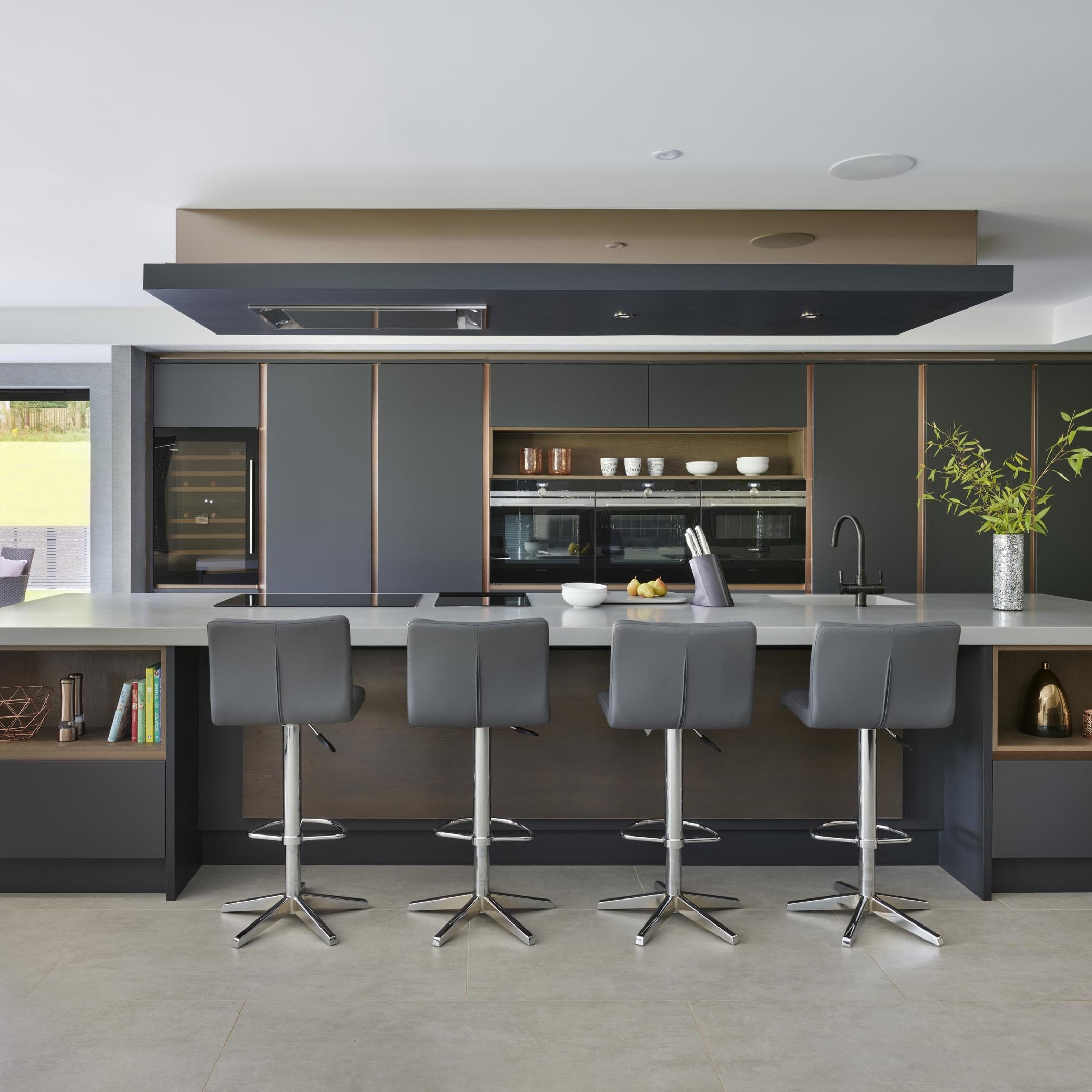 Contemporary Dark Kitchen Contemporary Dark Kitchen